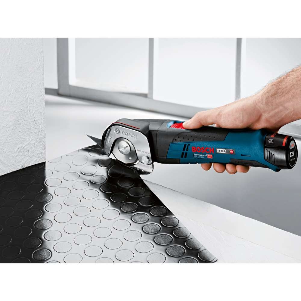 Fierastrau circular Bosch GUS 12V-300 UNI, 12V, fara acumulator