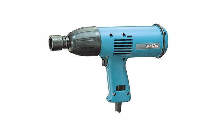 Masina de insurubat cu impact Makita 6905H, 470W