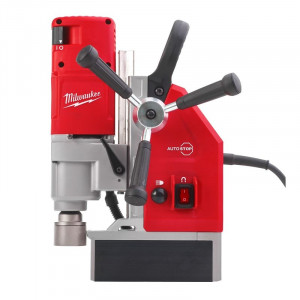 Masina de gaurit cu tapa magnetica Milwaukee MDE 41